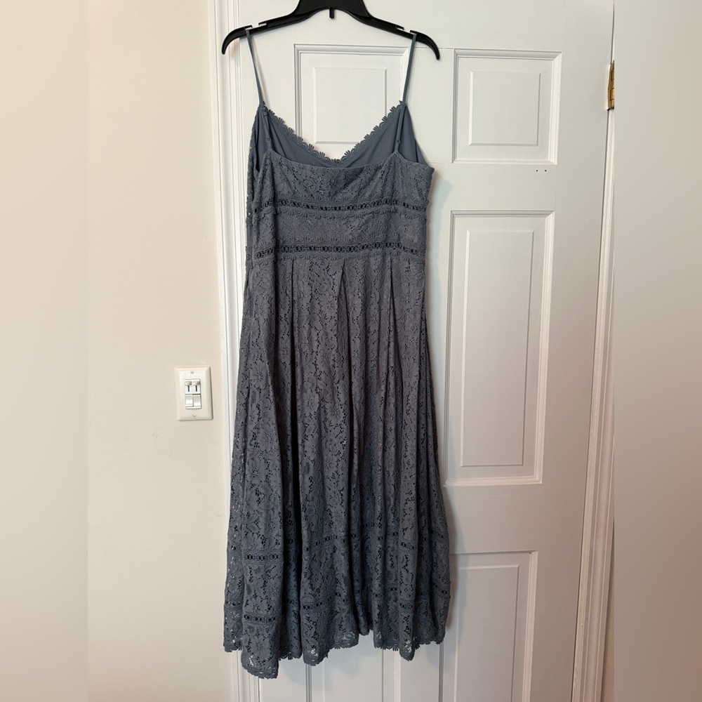 Elegant Gray Lace Dress
